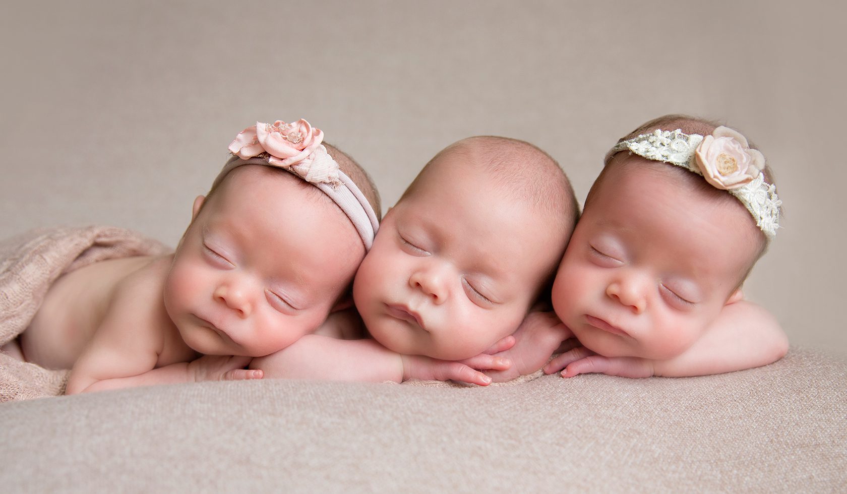 Maternity Gallery — Sue Skrabek Photography  Winnipeg Newborn, Child and  Family Photographer